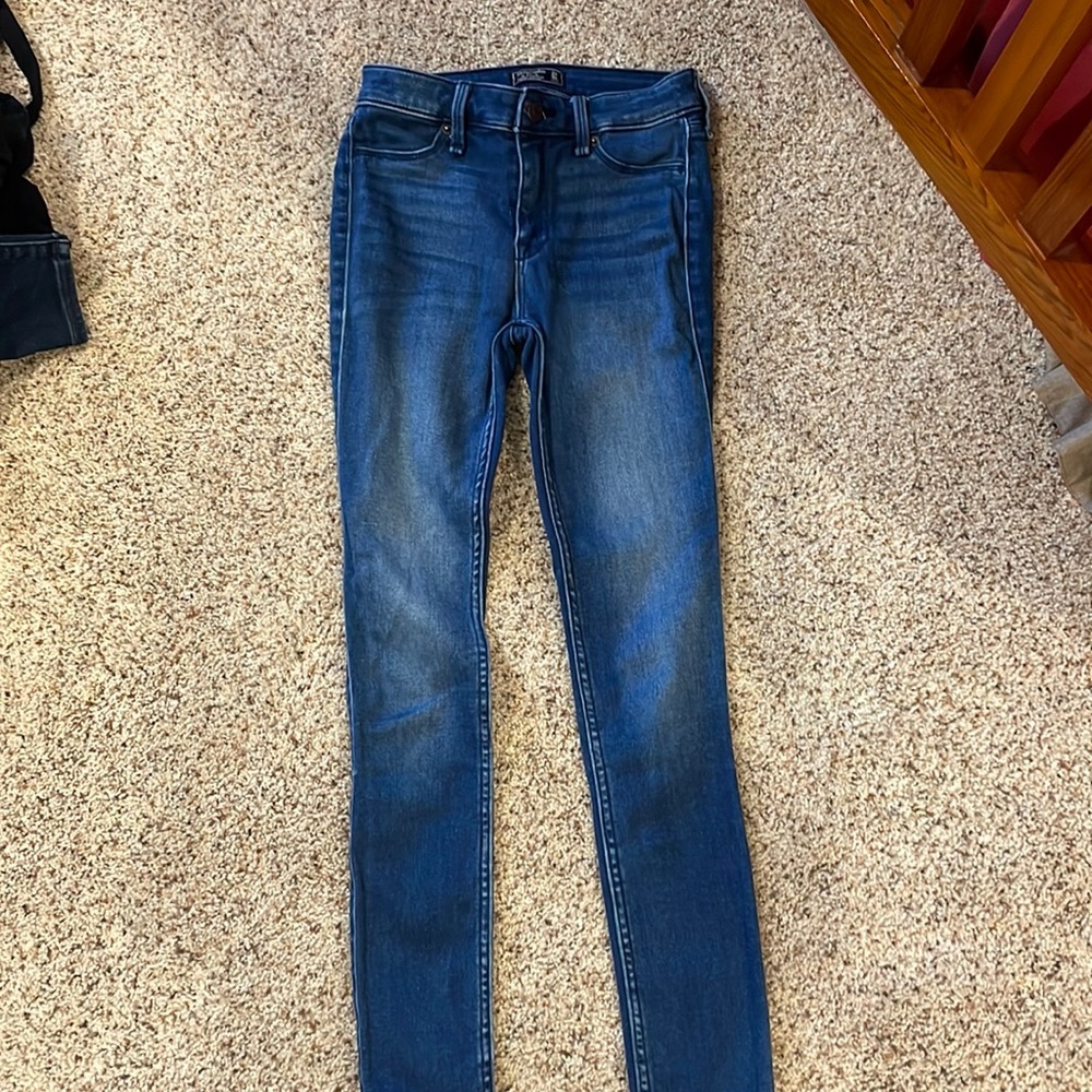 Abercrombie and Fitch medium wash skinny jean